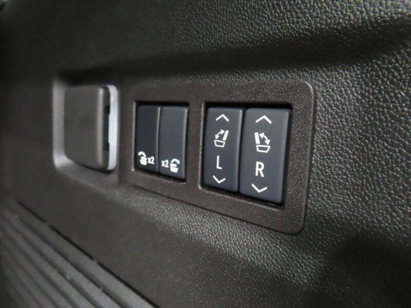 2025 GMC Yukon AT4