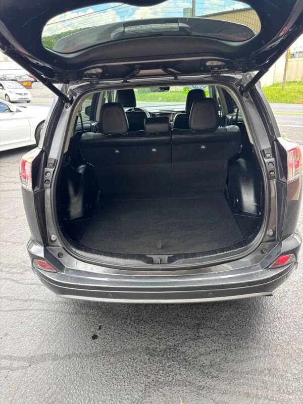 2017 Toyota RAV4 Limited