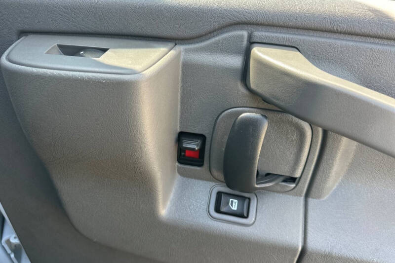 2023 Chevrolet Express LS 3500