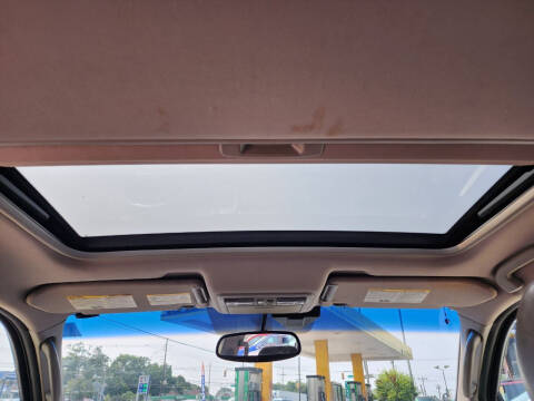 2005 Nissan Pathfinder LE