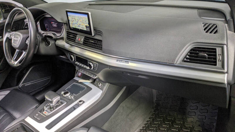 2019 Audi SQ5 3.0T quattro Prestige