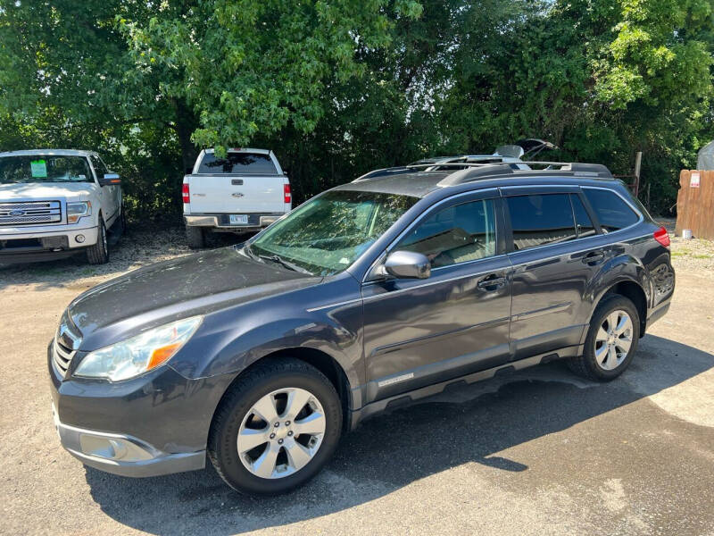 2011 Subaru Outback for sale at Alamo Motors in Hot Springs Village AR