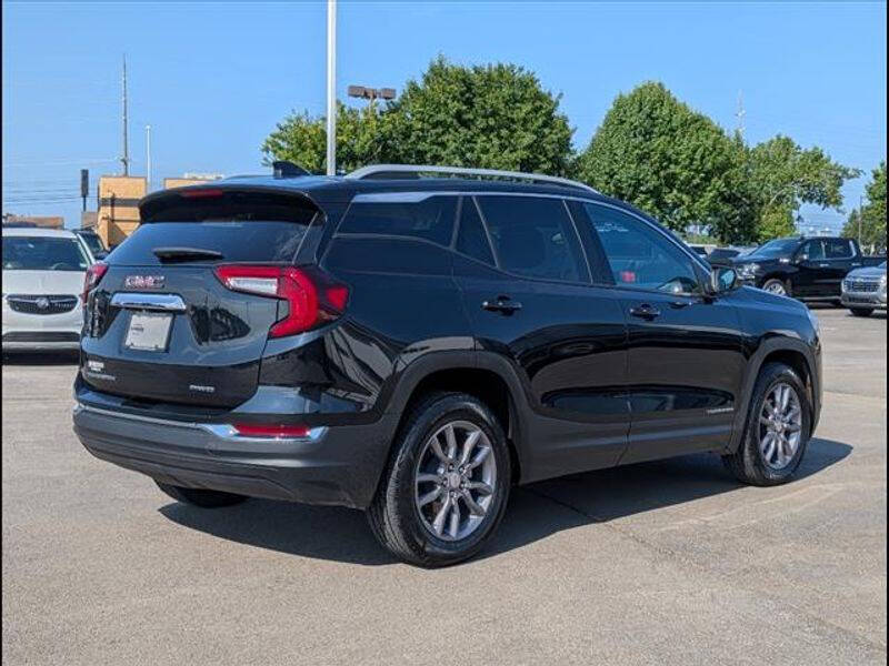 2023 GMC Terrain SLT