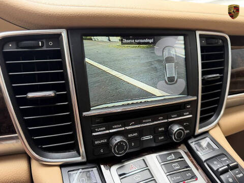 2016 Porsche Panamera