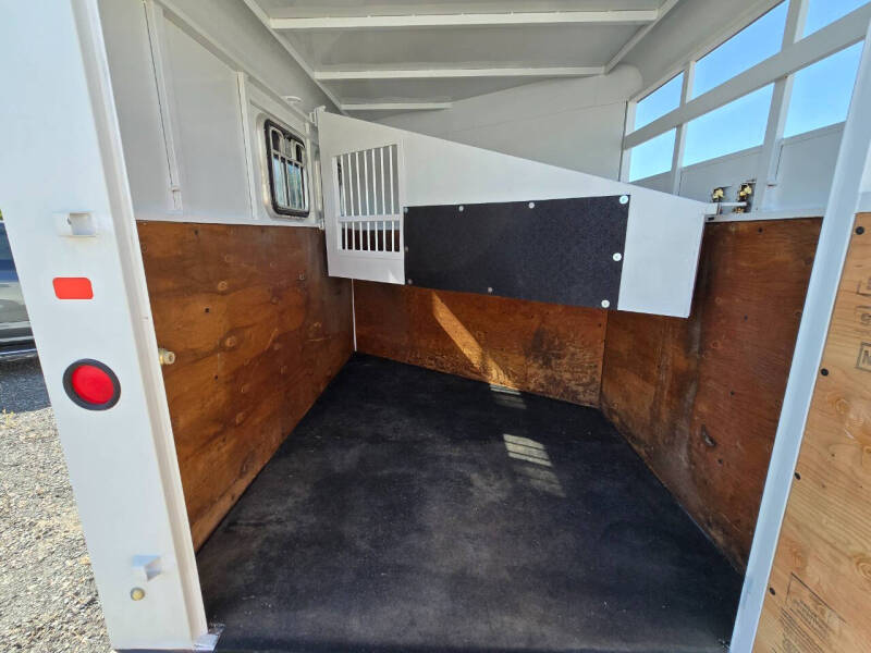 2003 Trailers west Avenger MX maximum