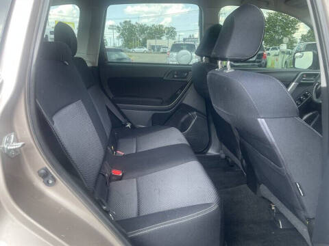 2015 Subaru Forester 2.5i