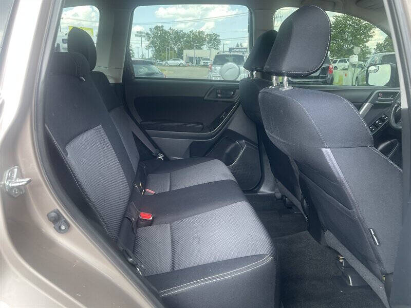 2015 Subaru Forester 2.5i