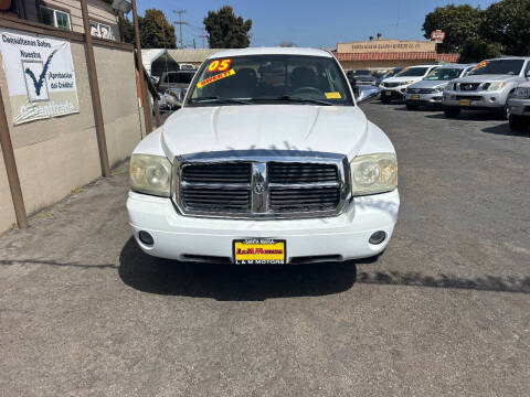 2005 Dodge Dakota SLT