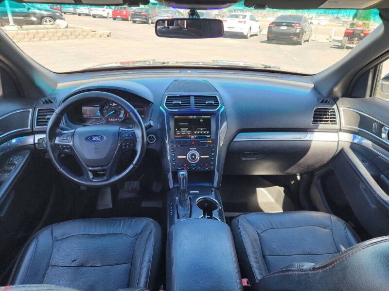 2016 Ford Explorer Sport