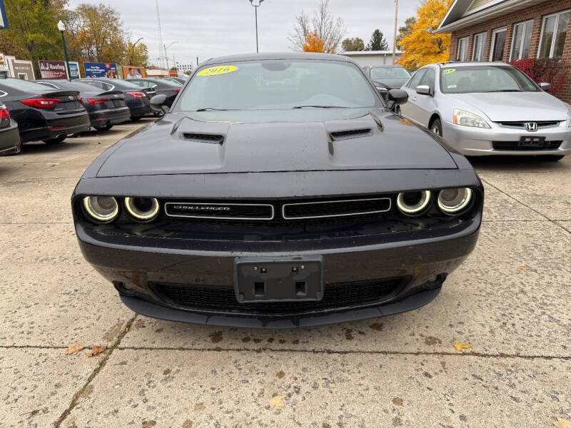 2016 Dodge Challenger SXT