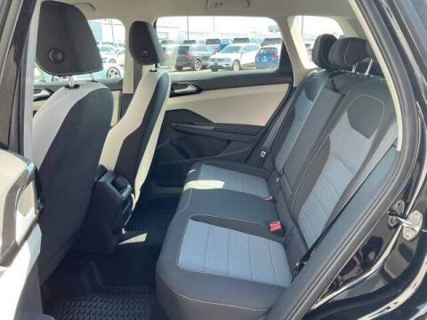 2025 Volkswagen Taos S 4Motion