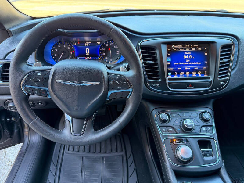 2016 Chrysler 200 S