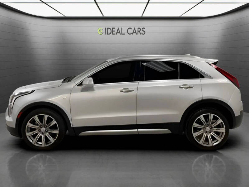 2019 Cadillac XT4 Premium Luxury