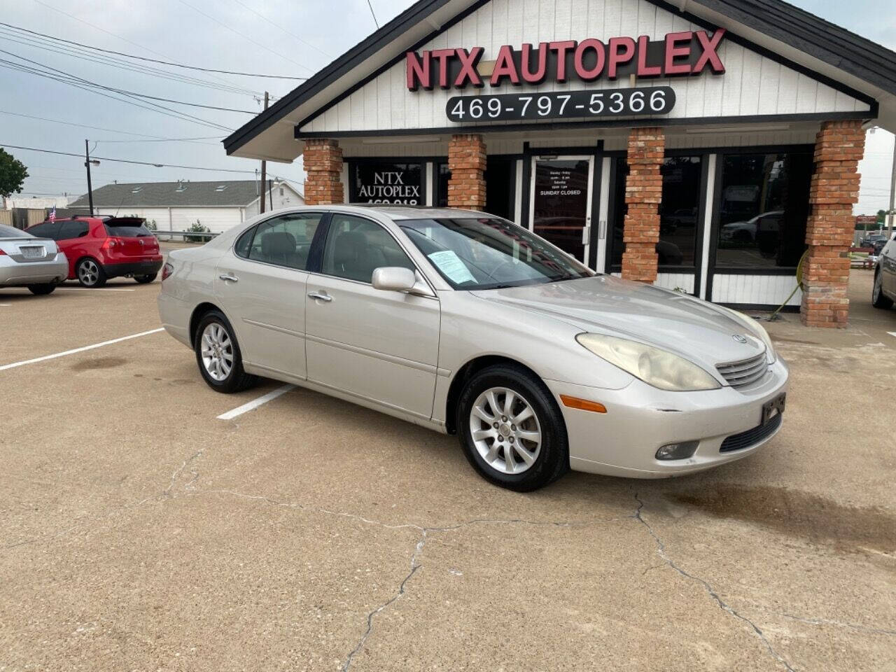 2004 Lexus ES 330 for sale at NTX Autoplex in Garland, TX