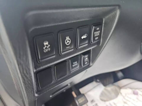 2013 Nissan Pathfinder Platinum