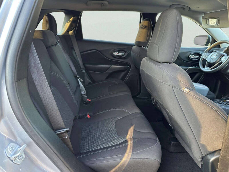 2020 Jeep Cherokee Latitude