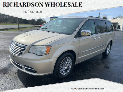 2013 Chrysler Town and Country for sale at RICHARDSON WHOLESALE in Fayetteville TN