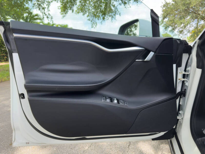 2016 Tesla Model S