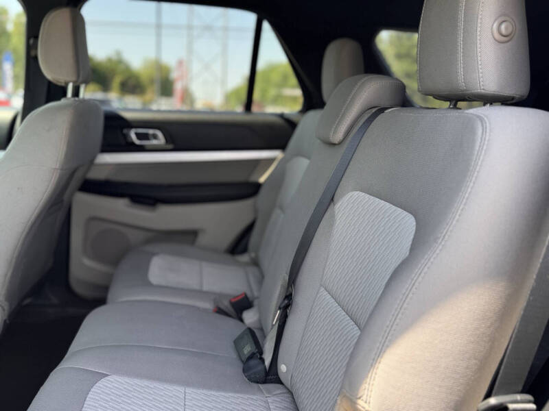 2018 Ford Explorer