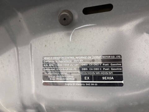 2024 Nissan Kicks SR