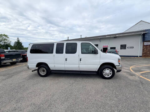 2012 Ford E-Series E-350 SD XLT