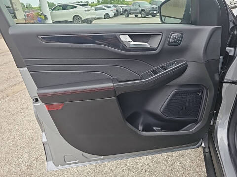 2024 Ford Escape ST-Line Elite