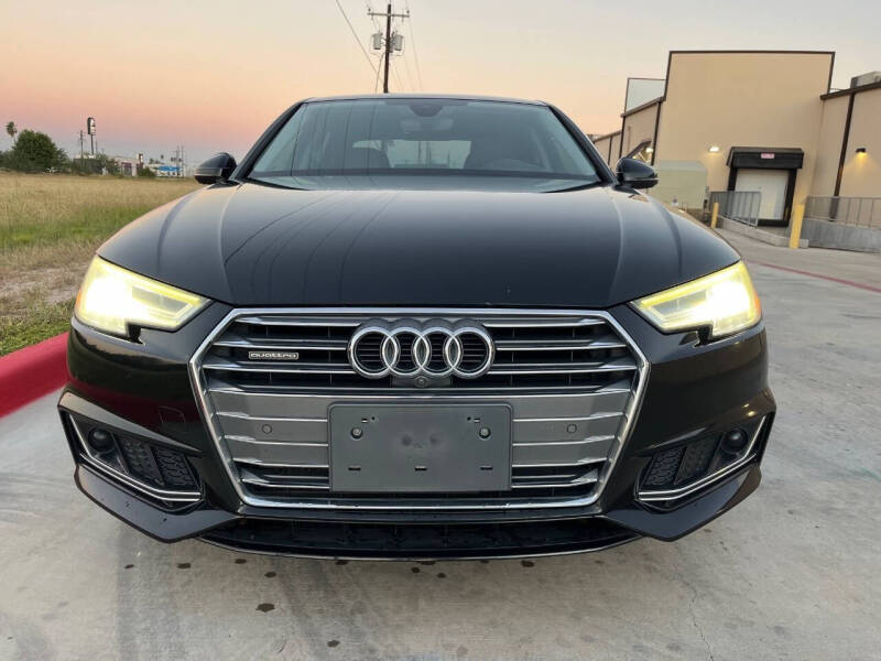 2017 Audi A4 2.0T quattro Prestige