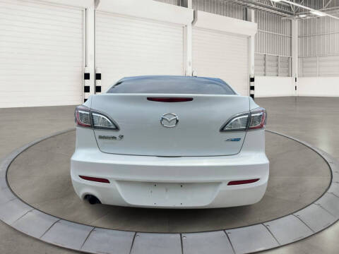 2013 Mazda MAZDA3