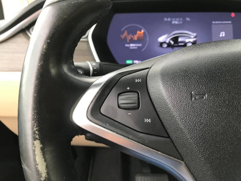 2016 Tesla Model X 75D