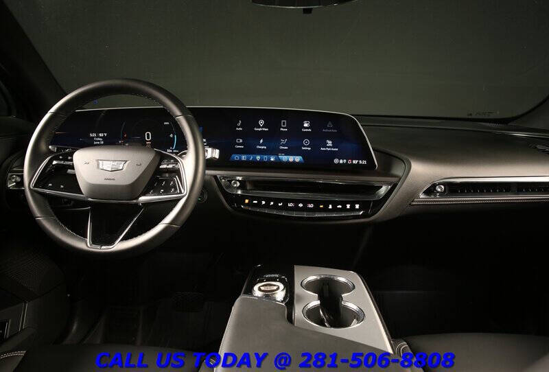 2024 Cadillac LYRIQ Tech