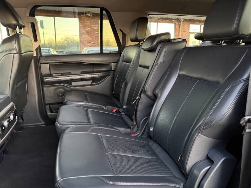 2024 Ford Expedition MAX XLT
