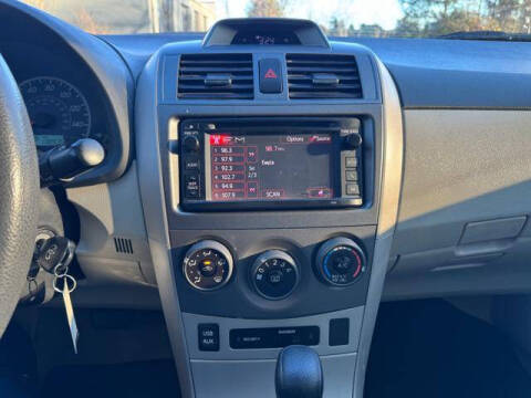 2013 Toyota Corolla LE