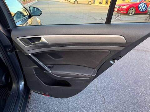 2015 Volkswagen Golf