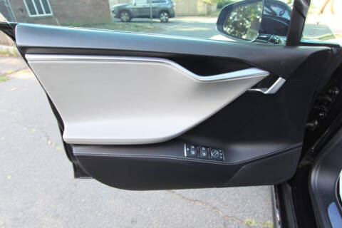 2016 Tesla Model S P90D