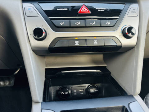 2018 Hyundai Elantra SEL