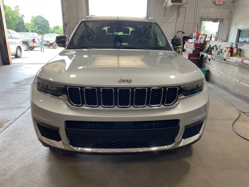 2021 Jeep Grand Cherokee L for sale at Phil Giannetti Motors in Brownsville PA