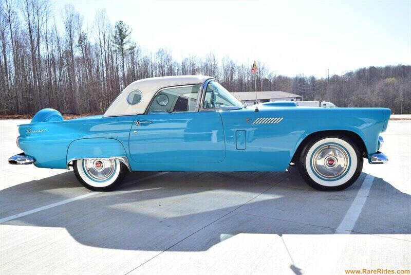 1956 Ford Thunderbird