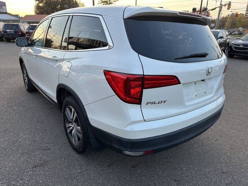 2016 Honda Pilot EX-L photo 4