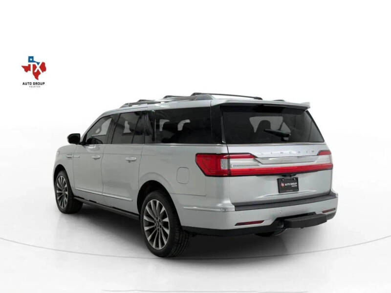 2019 Lincoln Navigator L Select