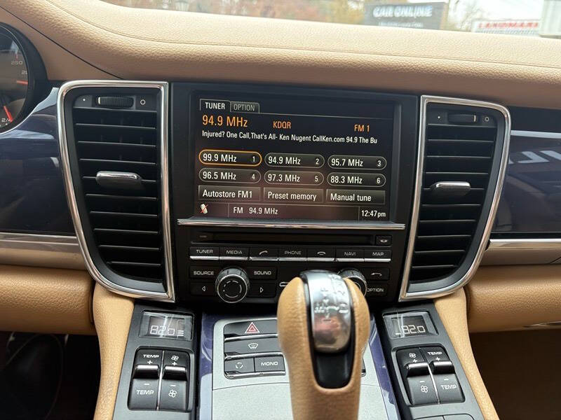 2012 Porsche Panamera S Hybrid