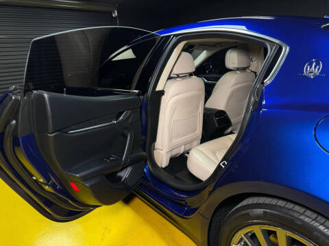 2017 Maserati Ghibli