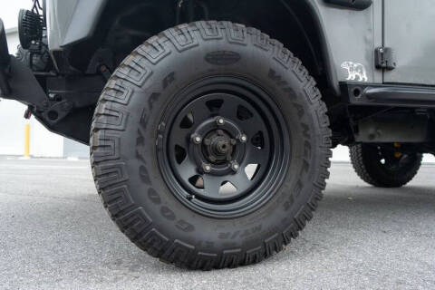 1991 Land Rover Defender