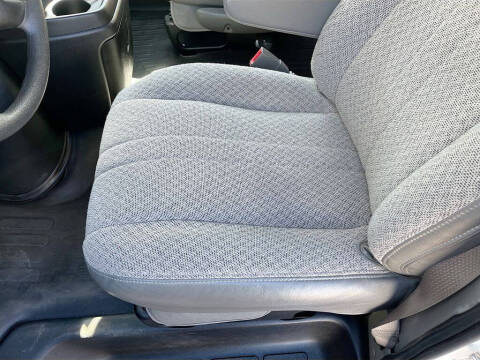 2024 Chevrolet Express 2500