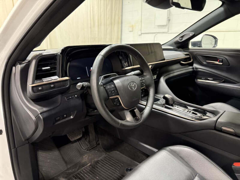 2024 Toyota Crown Limited