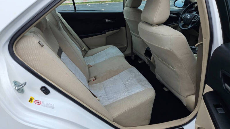 2012 Toyota Camry LE