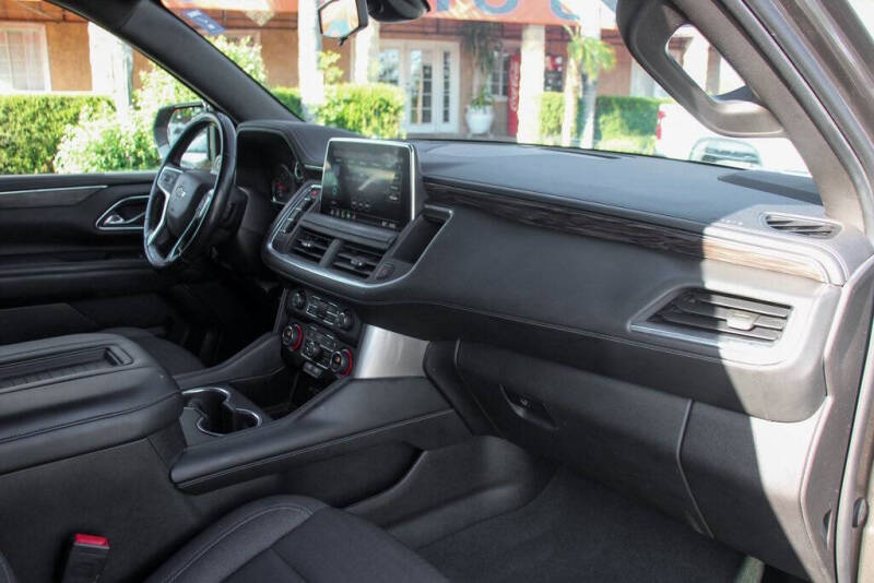 2021 Chevrolet Suburban LS