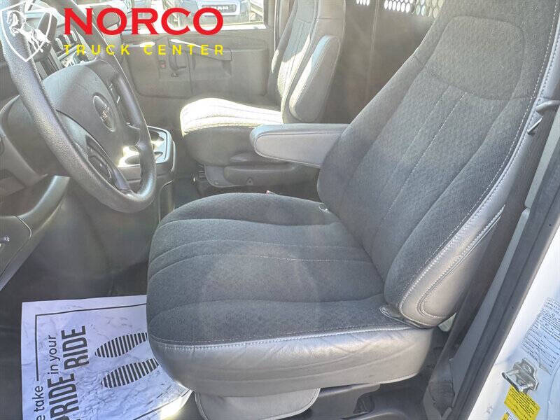 2023 GMC Savana 2500