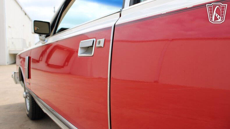1982 Lincoln Mark VI