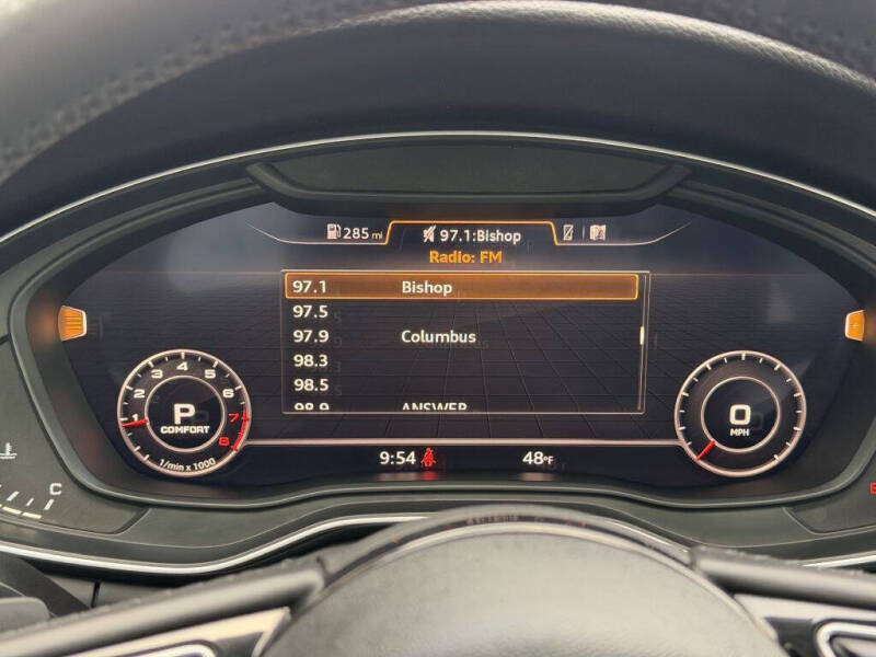 2017 Audi A4 2.0T quattro Premium Plus