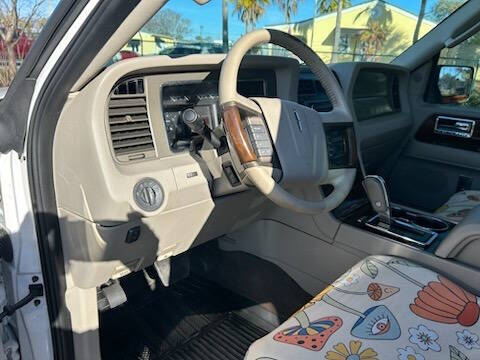 2014 Lincoln Navigator L